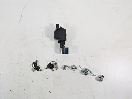 2010 Harley Touring FLHTCU Electra Glide Ignition Switch Key Lock Set 71572-06 {{ shop.shopifyCountryName }} - Mototech271
