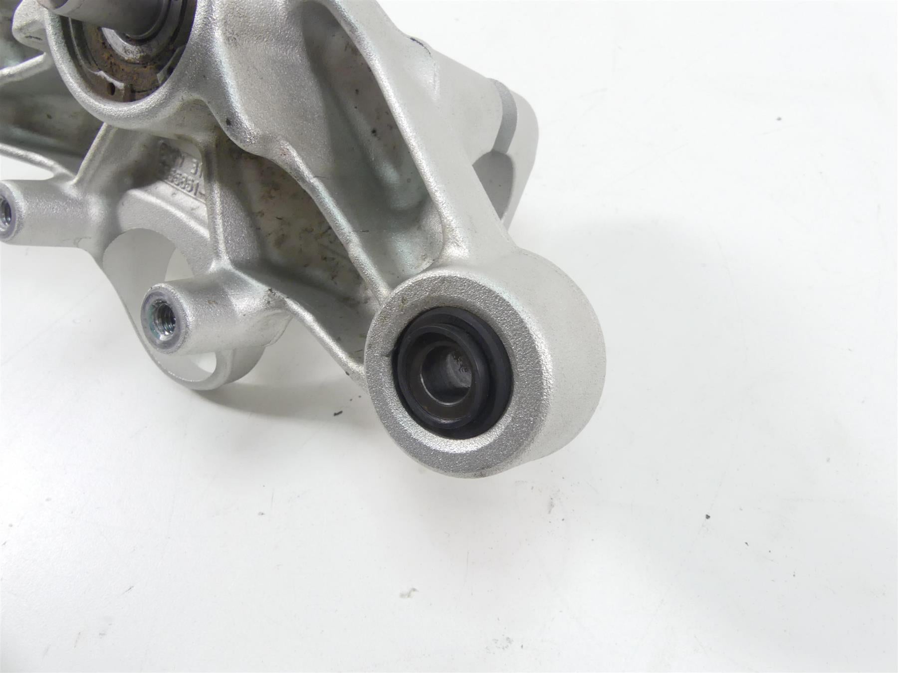2019 BMW R1250GS K50 Upper Triple Tree Steering Clamp 31428555851 {{ shop.shopifyCountryName }} - Mototech271