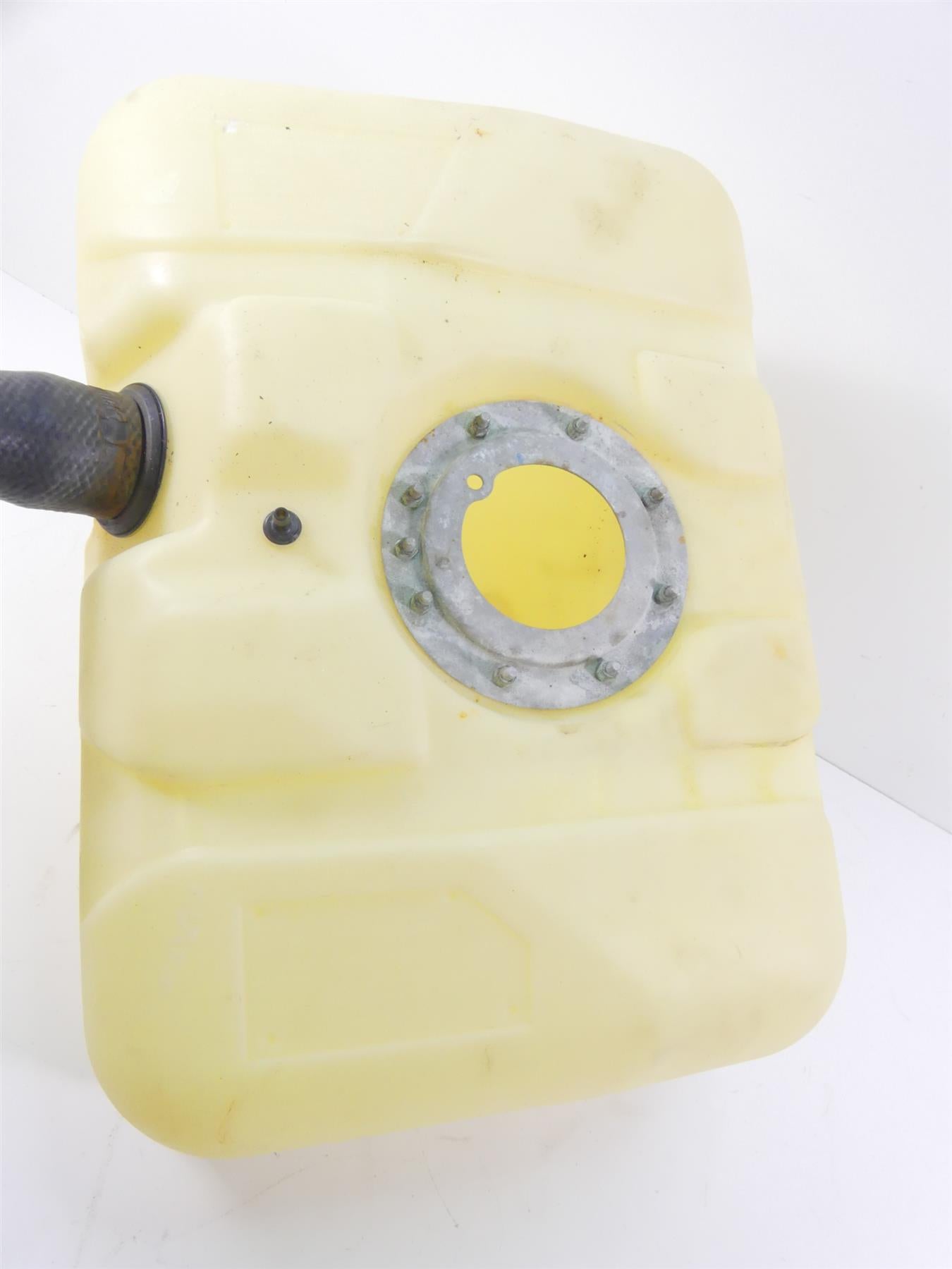 2015 Yamaha Waverunner Cruiser VX1100 Plastic Fuel Gas Petrol Tank F2S-U7711-02 {{ shop.shopifyCountryName }} - Mototech271