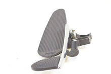 Load image into Gallery viewer, 2017 Indian Chieftain Limited Right Floor Board &amp; Brake Pedal  5138848 1019864
