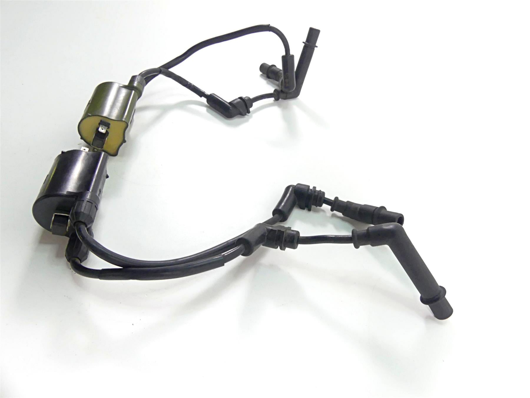 2002 Honda VTX1800 R Ignition Coil Pack Wires Set 30510-MCC-003 30510-MM8-003 {{ shop.shopifyCountryName }} - Mototech271