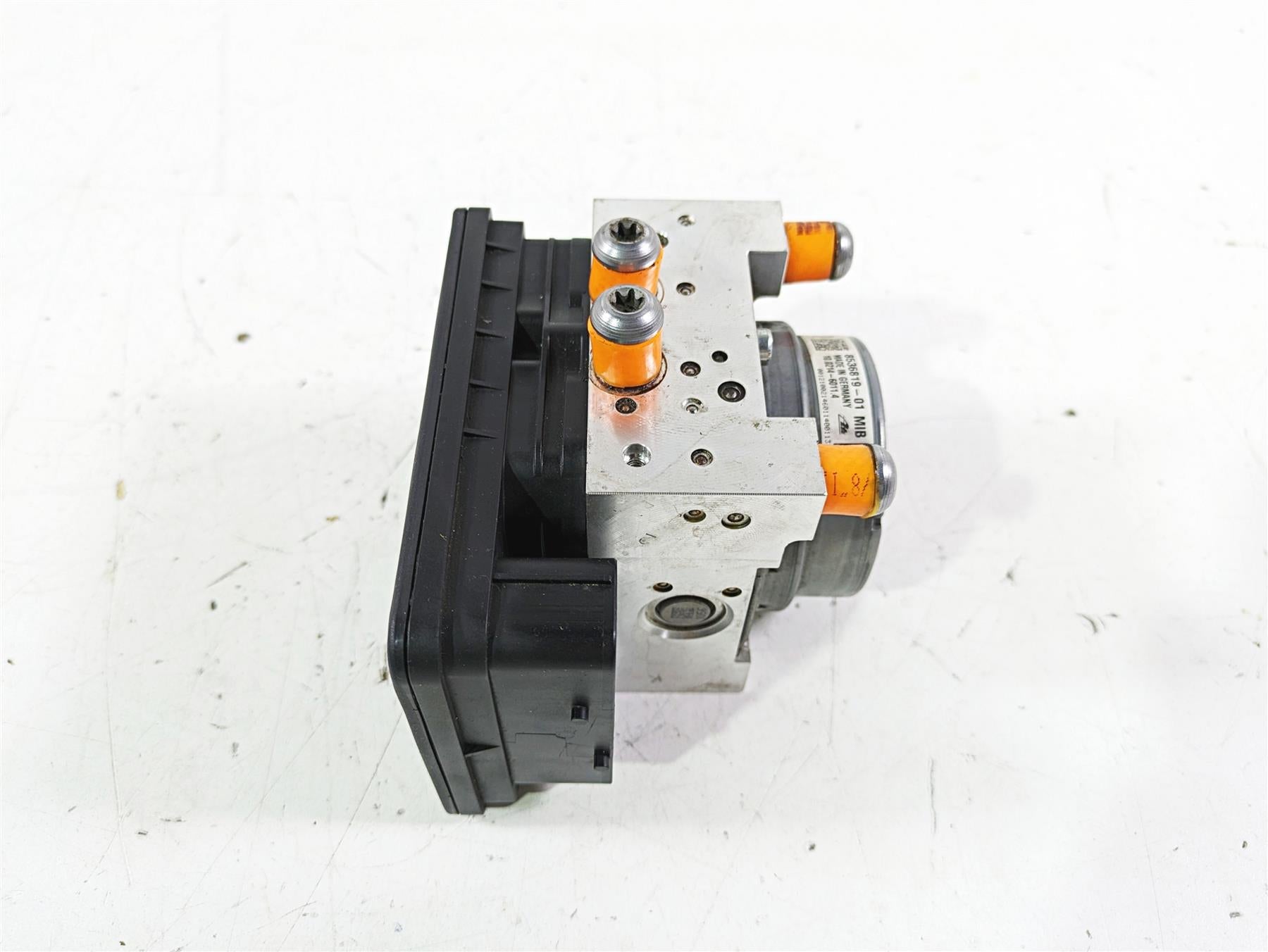 2014 BMW R1200 RT RTW K52 Abs Brake Pump Module 34518554180 8536819 {{ shop.shopifyCountryName }} - Mototech271