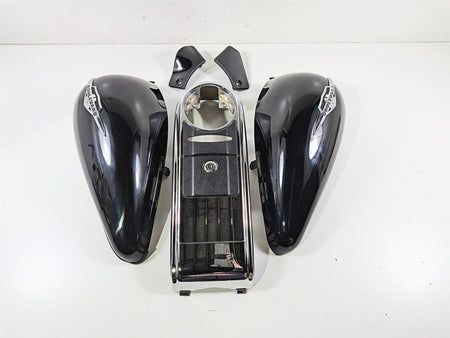 2006 Suzuki C90 VL1500T Boulevard Tank & Center Cover Fairing Set 47800-10F60 {{ shop.shopifyCountryName }} - Mototech271
