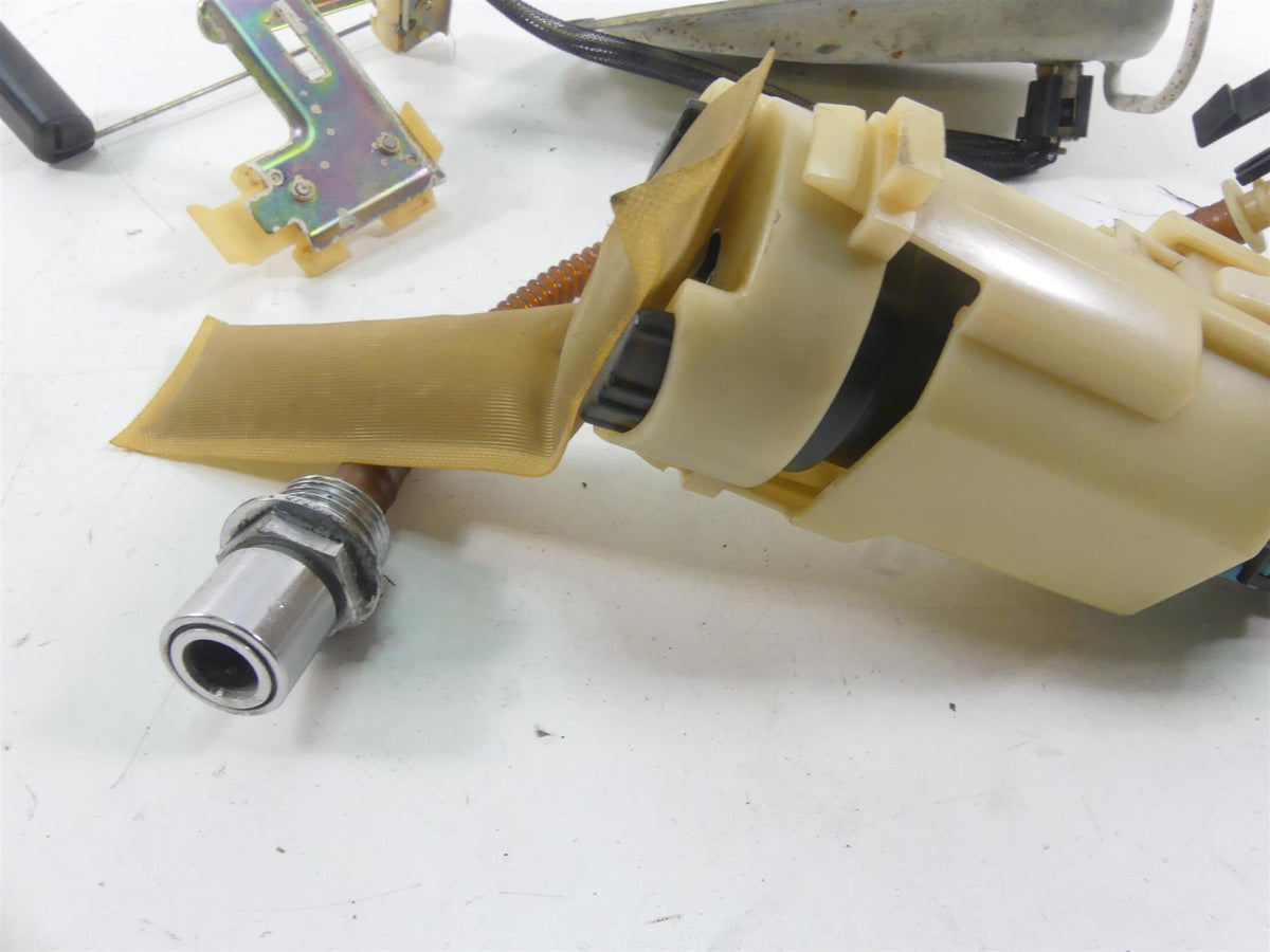 2004 Harley FXDWGI Dyna Wide Glide Fuel Gas Petrol Pump - Tested 75218-04D {{ shop.shopifyCountryName }} - Mototech271