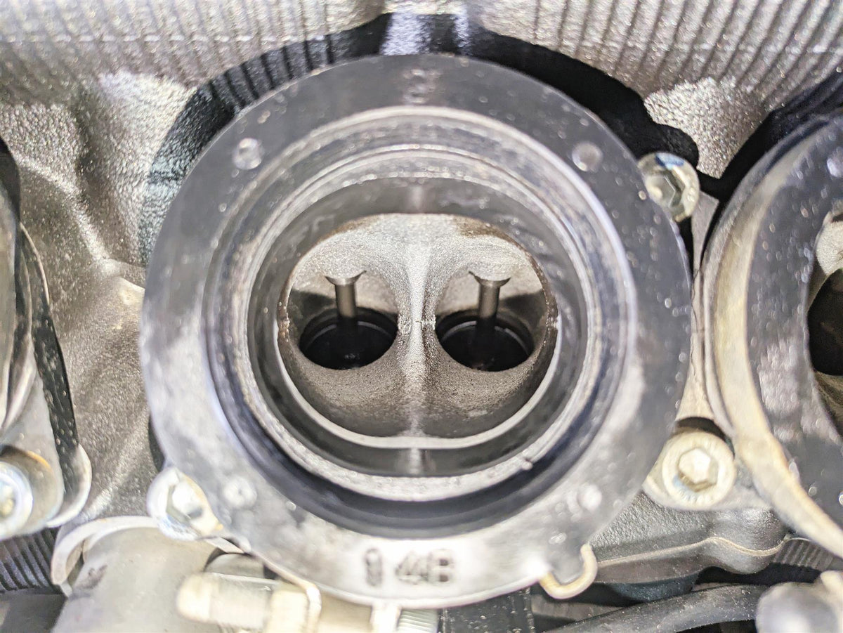 2014 Yamaha YZFR1 R1 RN22 Running N520E Engine Motor 20K 14B-15100-08-00 {{ shop.shopifyCountryName }} - Mototech271