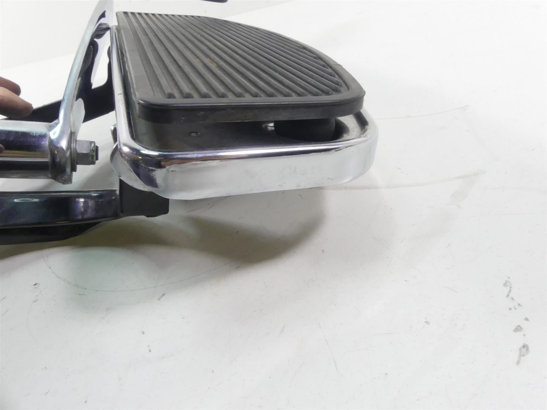 2017 Harley Touring FLHTKL Electra Glide Front Right Floor Board Set 50500360 {{ shop.shopifyCountryName }} - Mototech271