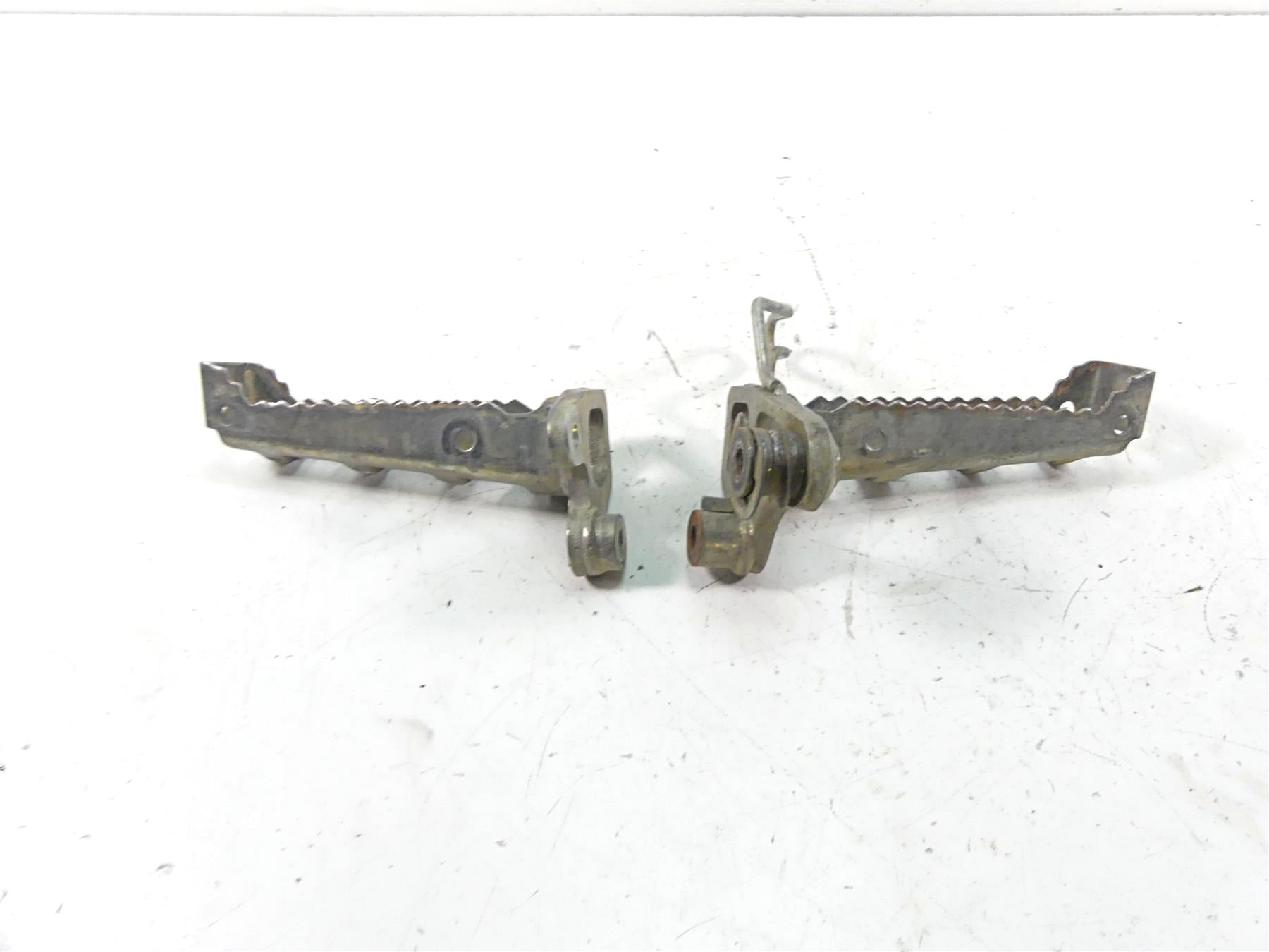 2017 Yamaha YFM Raptor 700R SE Foot Peg Rest Set 1PE-F7411-00-00 1PE ...