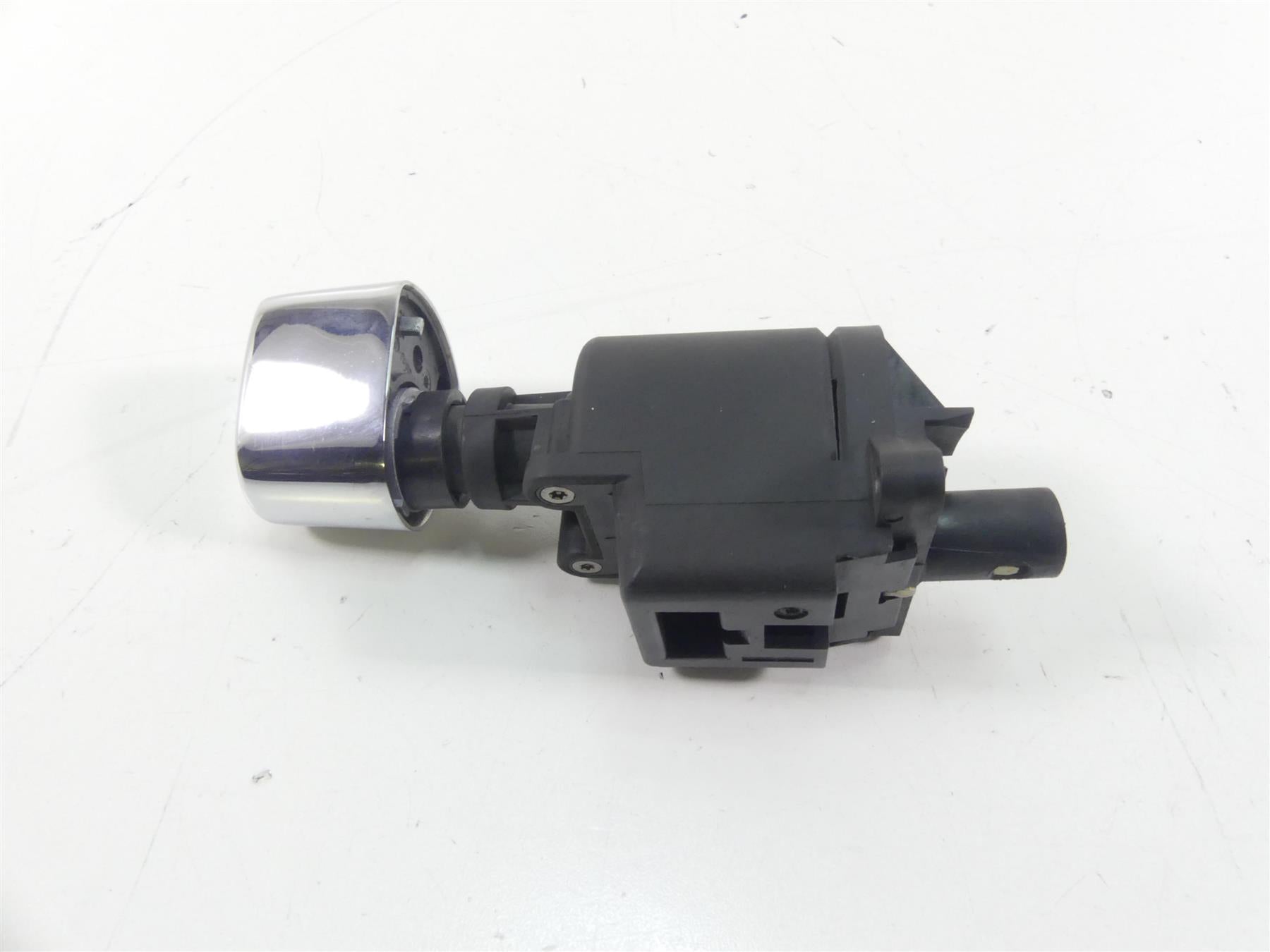 2009 Harley FLHTCU SE4 CVO E-Glide Ignition Switch - No Key - VIN 71572-06 {{ shop.shopifyCountryName }} - Mototech271
