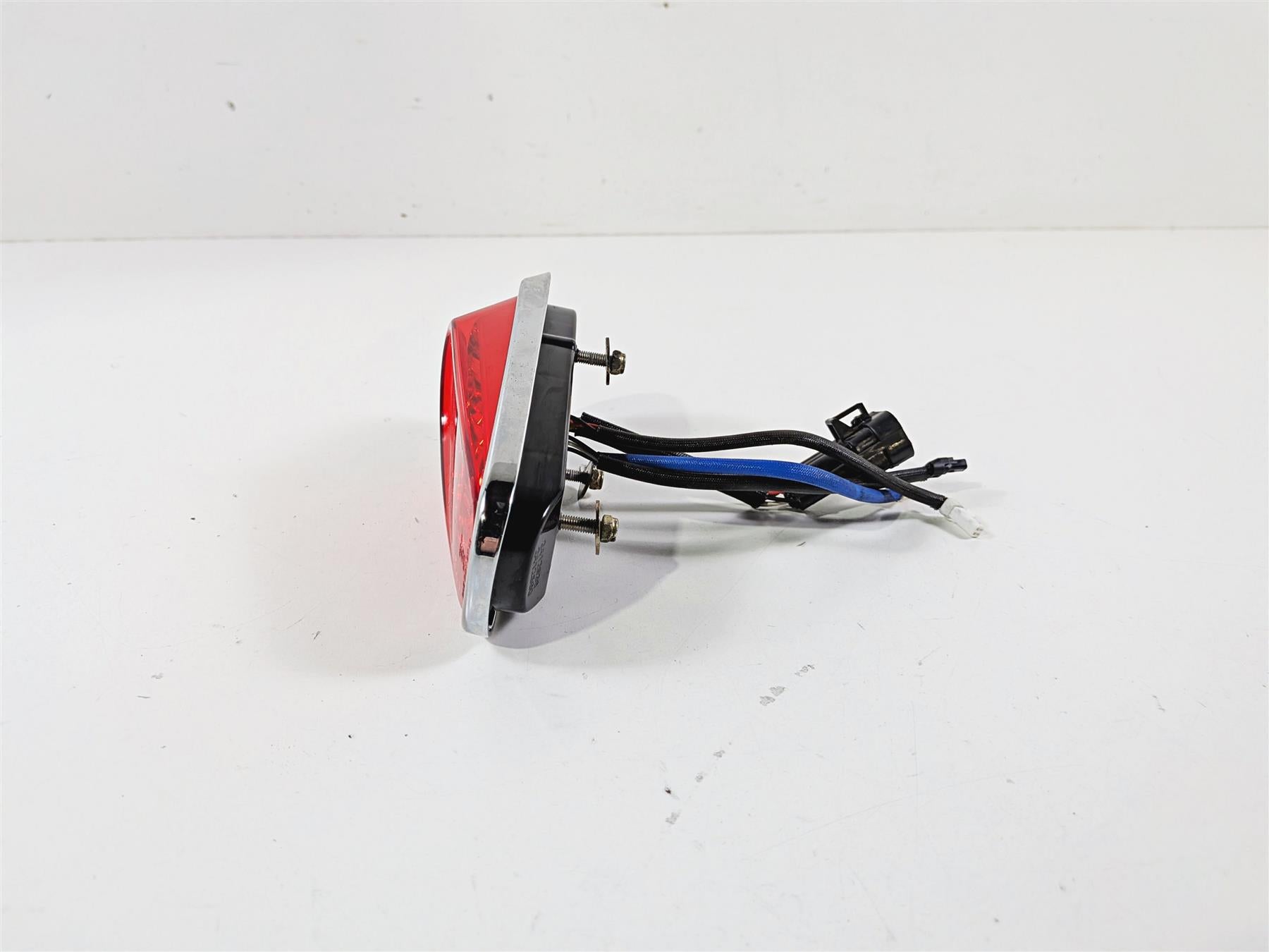 2021 Indian Scout 1200 Taillight Tail Stop Brake Light Lamp Lens 2412936 {{ shop.shopifyCountryName }} - Mototech271