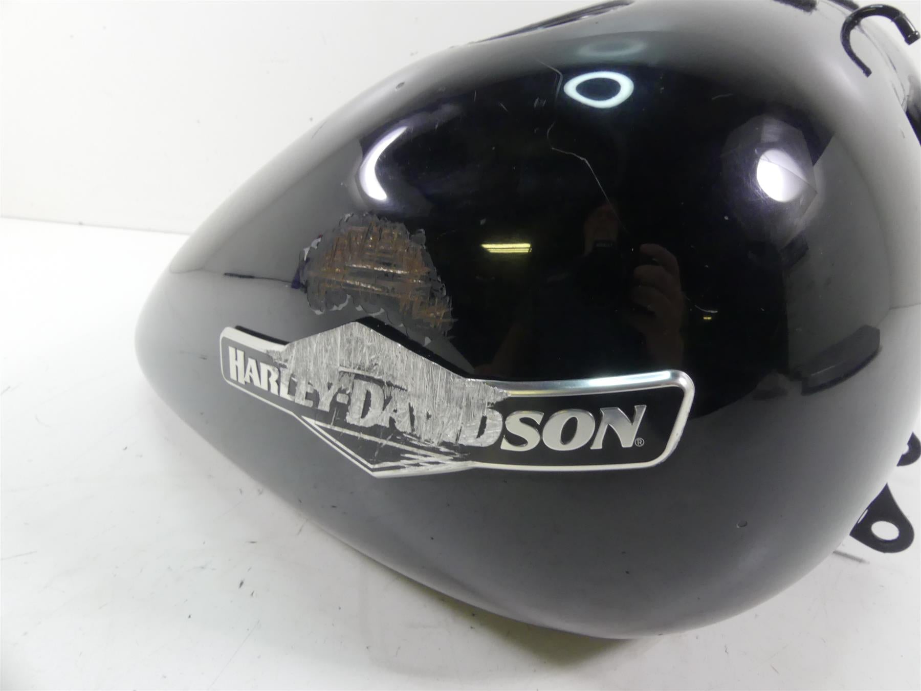 2008 Harley Softail FXSTB Night Train Fuel Gas Petrol Tank -Dented 61000800 {{ shop.shopifyCountryName }} - Mototech271
