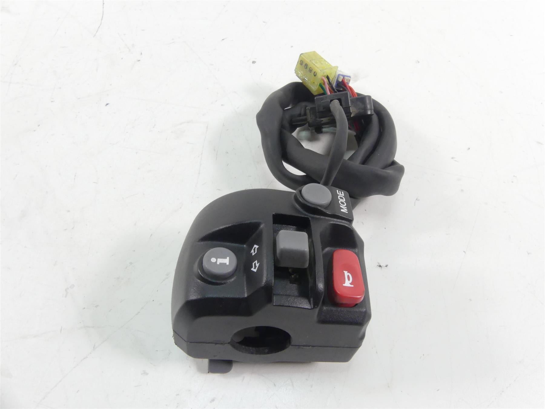 2017 Triumph Thruxton 1200R Left Hand Mode Control Switch -Read T2043437 {{ shop.shopifyCountryName }} - Mototech271