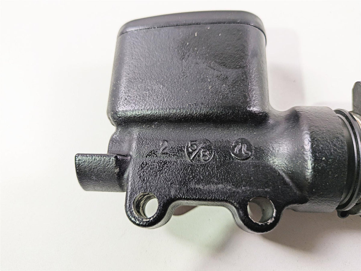 2018 Harley FLHCS Softail Heritage 115th Rear Brake Master Cylinder 5/8 41700460 {{ shop.shopifyCountryName }} - Mototech271