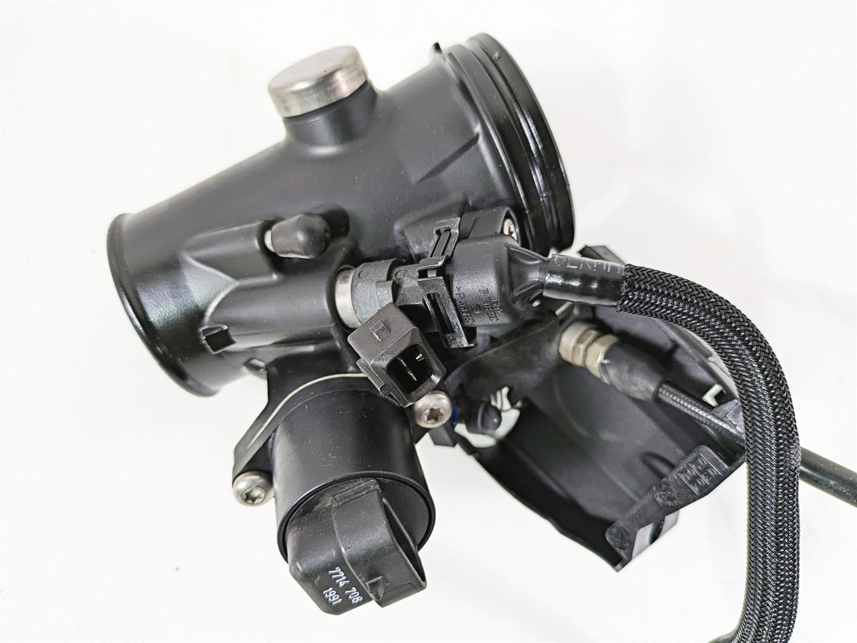 2012 BMW R1200R K27 Throttle Body Bodies Set 13547705239 13547705240 {{ shop.shopifyCountryName }} - Mototech271