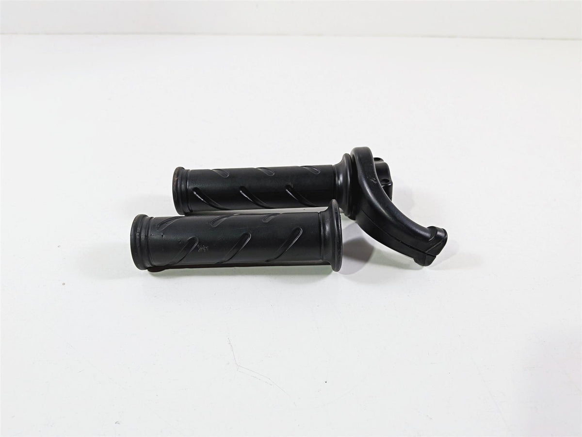 2011 Ducati Streetfighter 1098 S Throttle Handle & Grip Set 65420161A {{ shop.shopifyCountryName }} - Mototech271