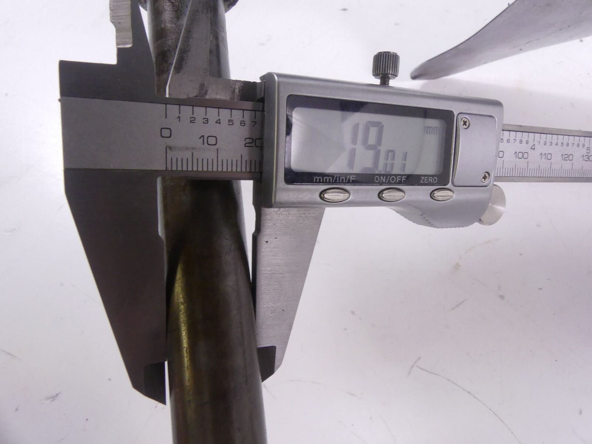 1995 Harley FXSTS Softail Springer Rear Swingarm Swing Arm + 3/4" Axle 47573-89B {{ shop.shopifyCountryName }} - Mototech271
