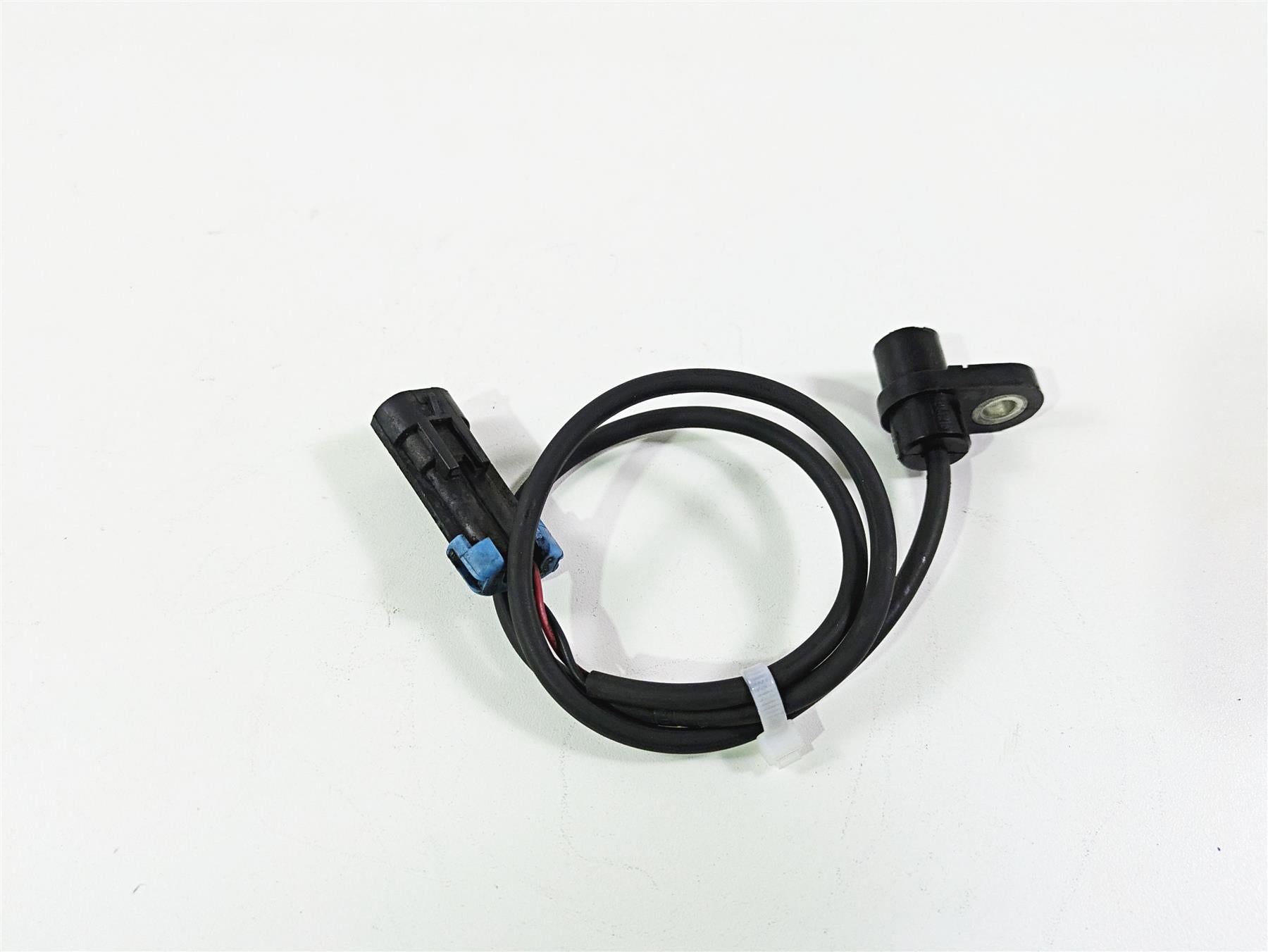 2016 Indian Chief Classic Rear Abs Wheel Speed Sensor 4014216 {{ shop.shopifyCountryName }} - Mototech271