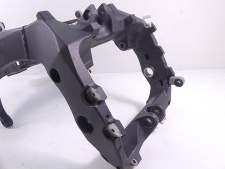 2015 Yamaha YZF-R1M Straight Main Frame Chassis - Salvage Title - 2CR-21110-00-00 {{ shop.shopifyCountryName }} - Mototech271