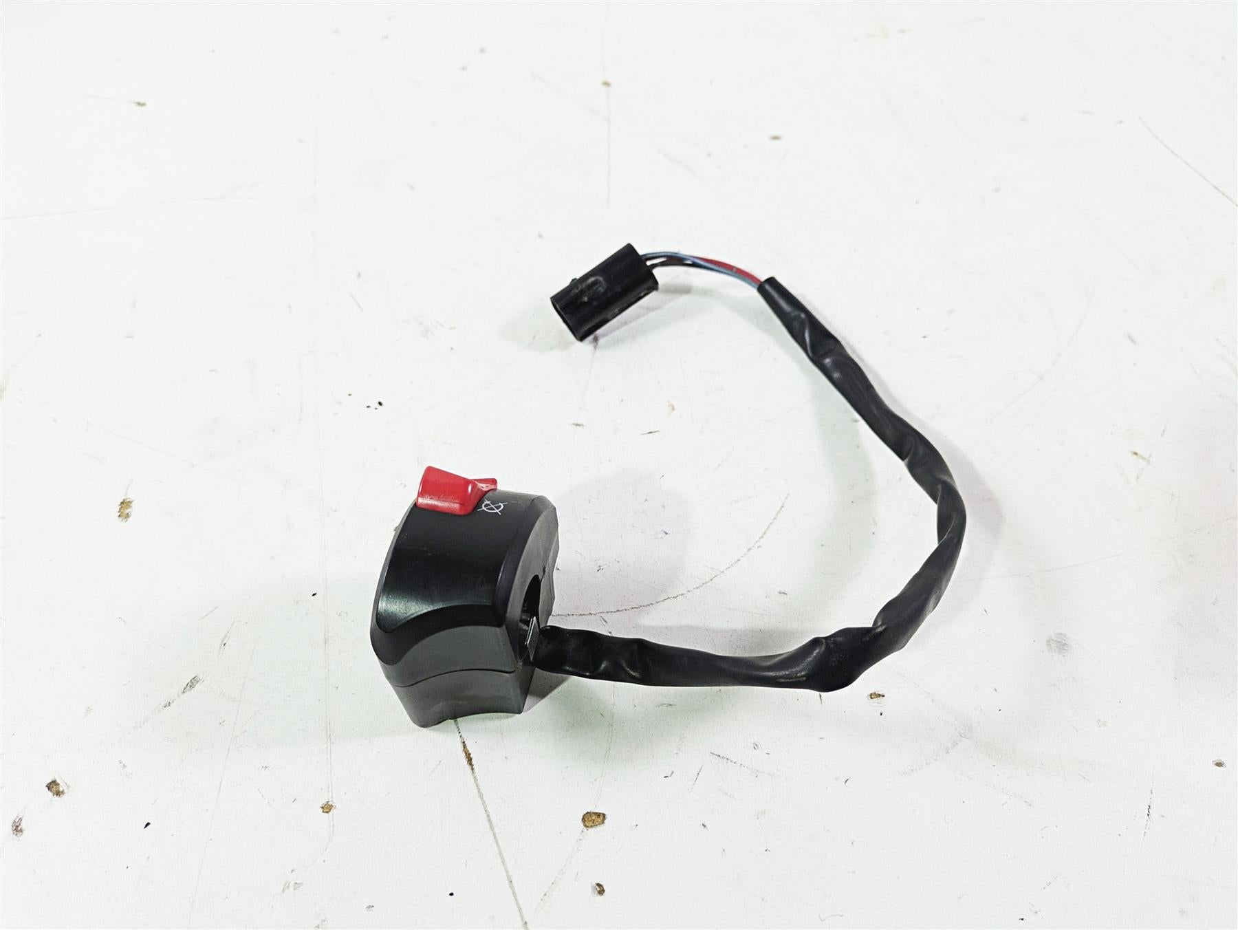 2008 Ducati SBK 1098 S Right Hand Start Stop Control Switch 65040111A {{ shop.shopifyCountryName }} - Mototech271