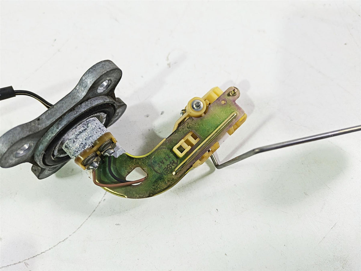 2003 Suzuki GSF1200 Bandit Fuel Level Sending Unit - Tested 34810-31F01 {{ shop.shopifyCountryName }} - Mototech271