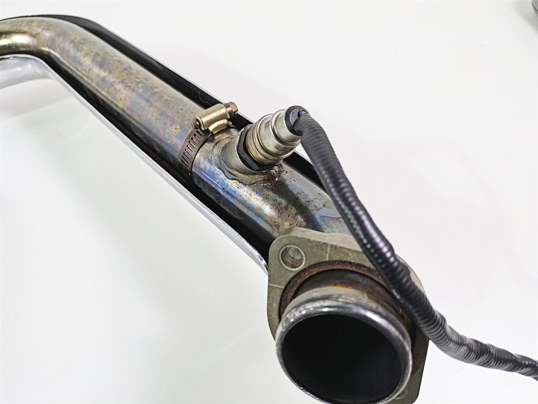 2008 Harley FXCWC Softail Rocker Vance Hines Big Radius 2-1 Exhaust System 48015 {{ shop.shopifyCountryName }} - Mototech271