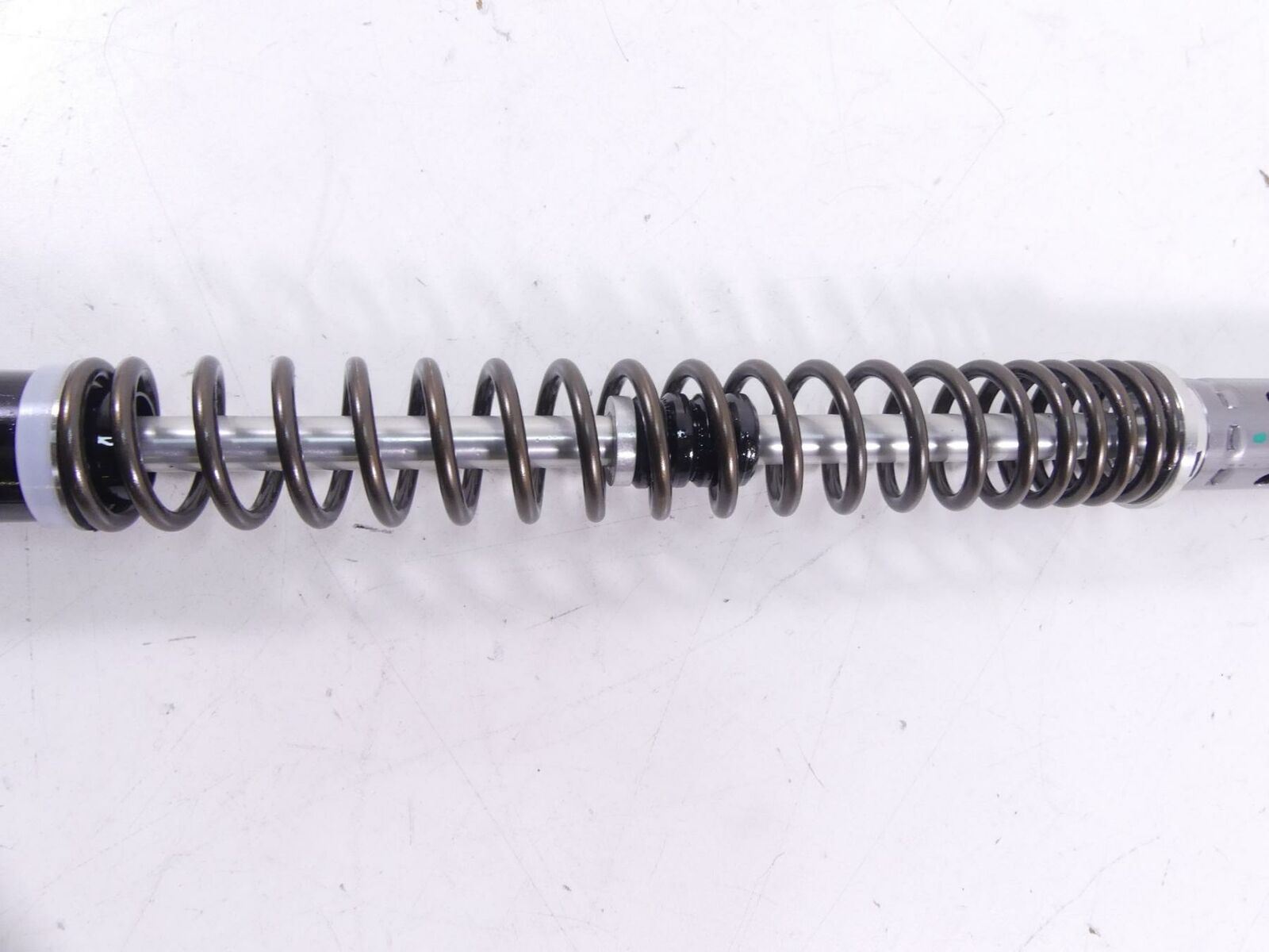 2016 BMW R1200R K53 Right Fork Internals Damper Unit Cartridge 31428566556 {{ shop.shopifyCountryName }} - Mototech271