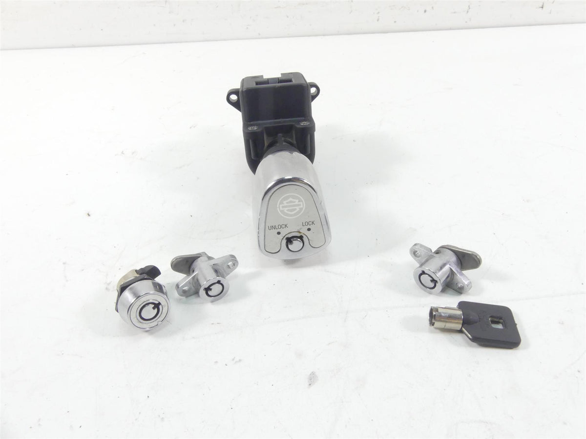 2013 Harley Touring FLTRX Road Glide Ignition Switch Key Lock Set 71572-06 {{ shop.shopifyCountryName }} - Mototech271