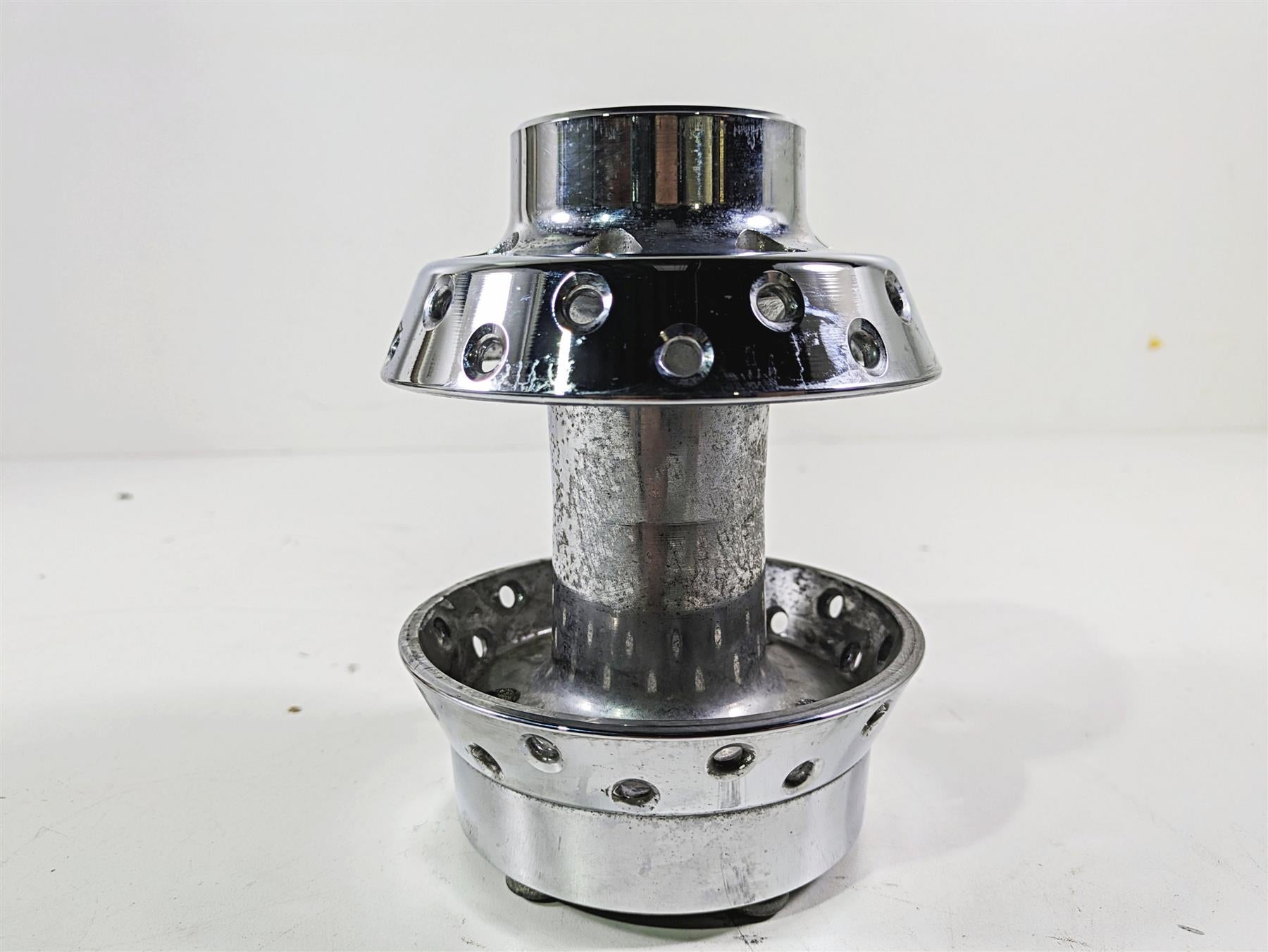 2003 Harley FLSTC Softail Heritage 100th Front Wheel Rim Hub 3/4" 43672-00 {{ shop.shopifyCountryName }} - Mototech271