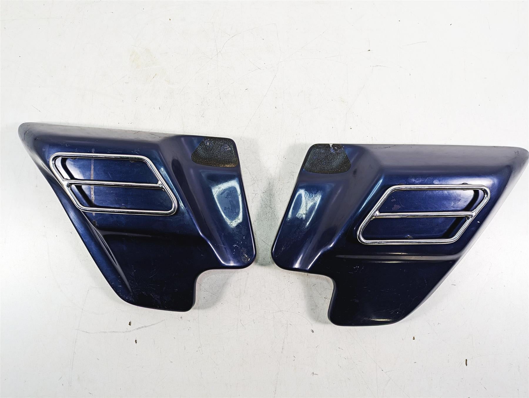 1999 Harley Touring FLHTC Electra Glide Left Right Side Covers 66619-97 66670-97 {{ shop.shopifyCountryName }} - Mototech271
