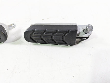 2023 BMW G310R K03 Front Rider Foot Peg Rest Set 46718553971 46718553972 {{ shop.shopifyCountryName }} - Mototech271