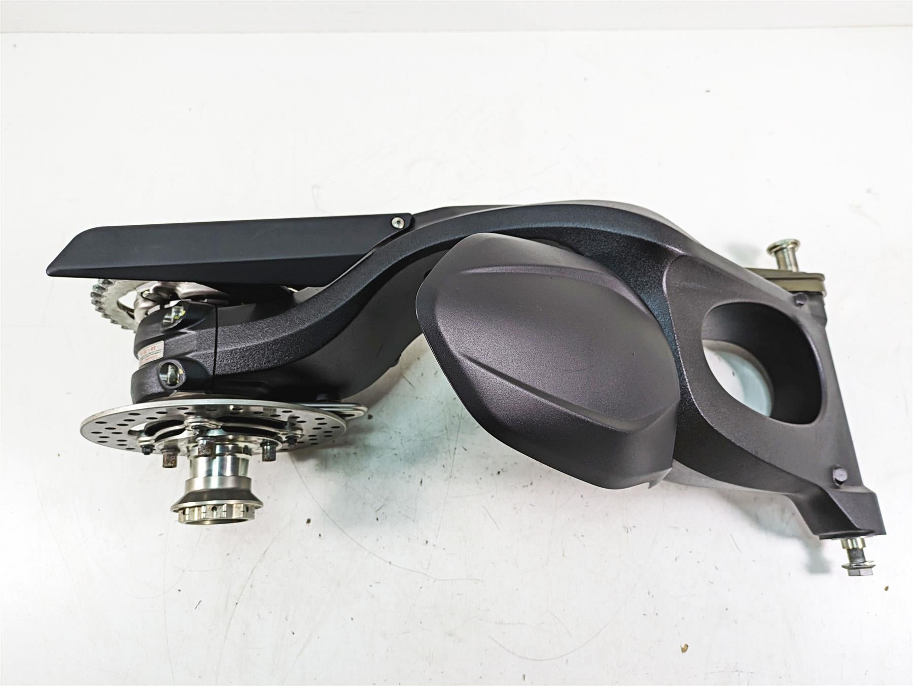 2013 MV Agusta F3 675 ERA Rear Swingarm Swing Arm & Axle 8B00B5783 {{ shop.shopifyCountryName }} - Mototech271