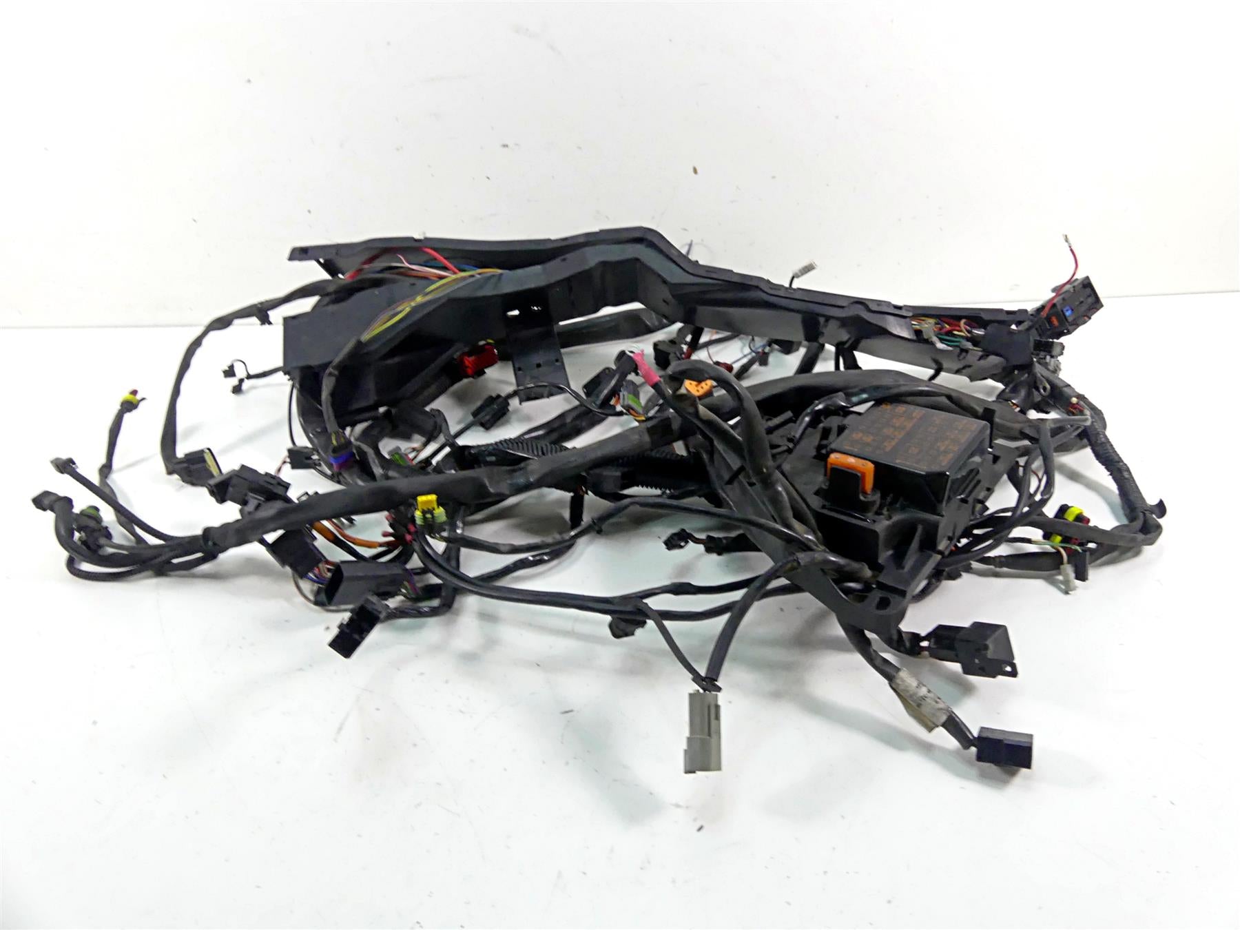 2008 Harley Touring FLHX Street Glide Main Wiring Harness No Abs - Read 70985-08 {{ shop.shopifyCountryName }} - Mototech271
