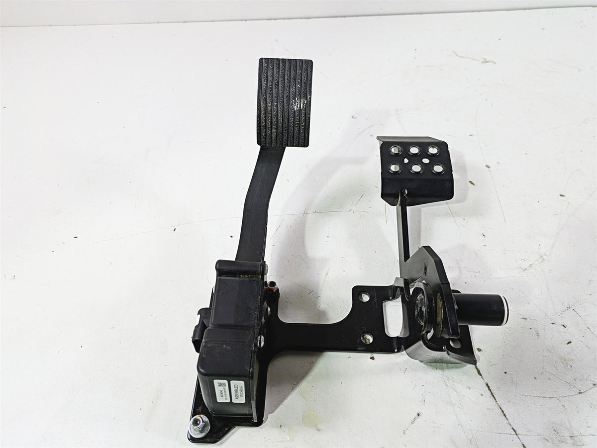 2022 Polaris RZR XP 4 1000 Premium Brake & Accelerate Pedal Set 1027413 1021765 {{ shop.shopifyCountryName }} - Mototech271