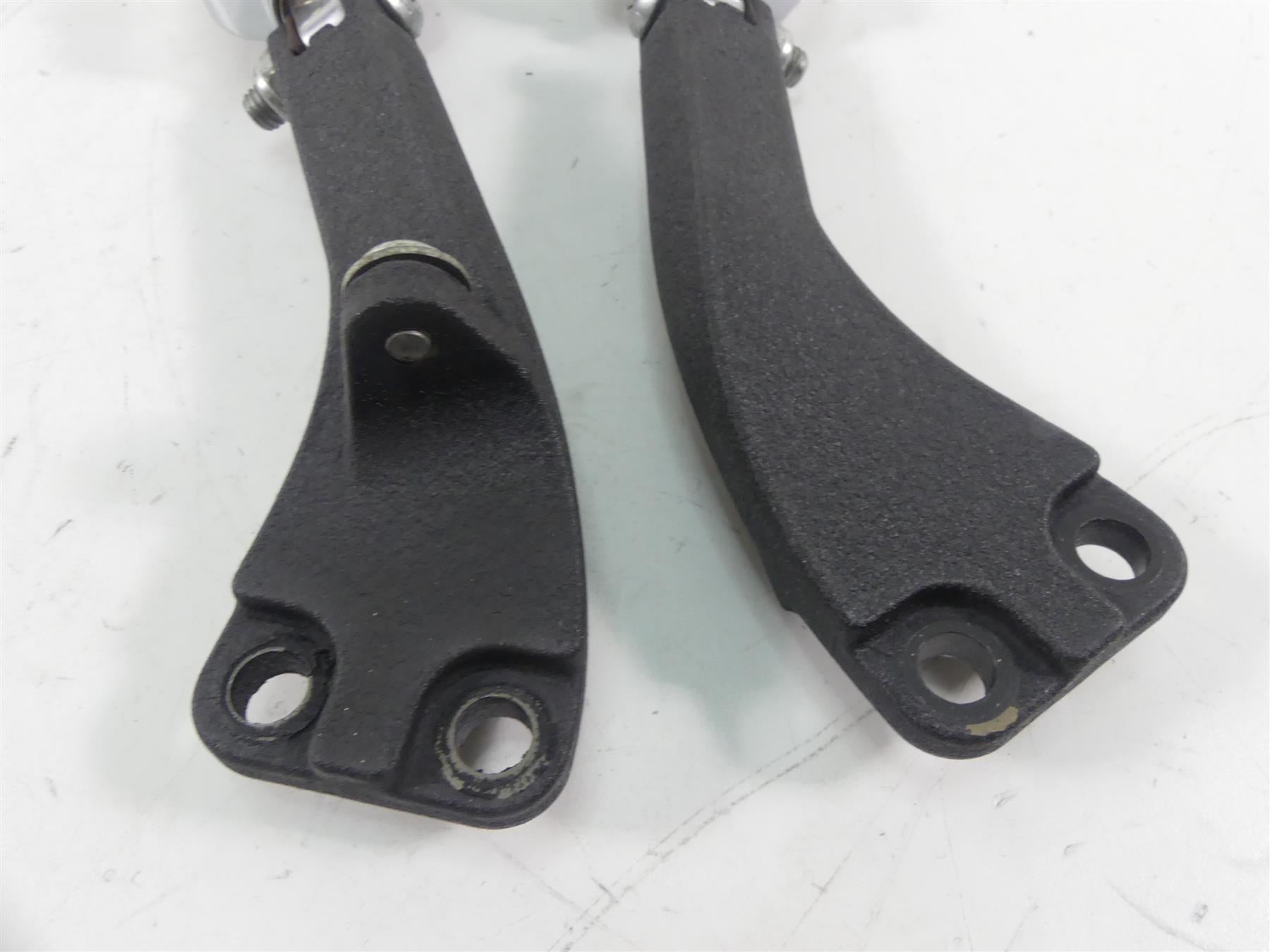 2013 Harley FXDWG Dyna Wide Glide Passenger Footpeg Set 49230-06 9224-06A {{ shop.shopifyCountryName }} - Mototech271