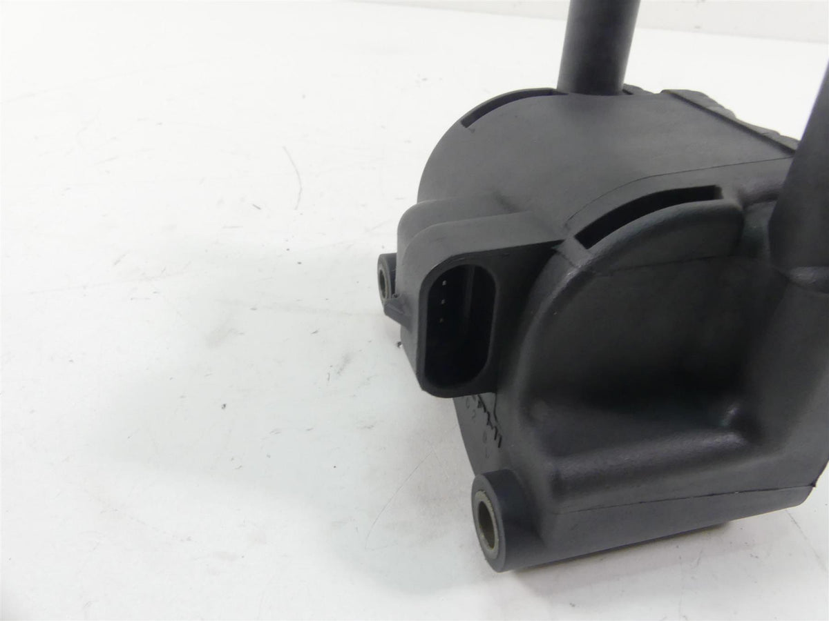 2005 Harley Dyna FXDLI Low Rider Ignition Coil Wire Plug Set & Cover 31743-01 {{ shop.shopifyCountryName }} - Mototech271