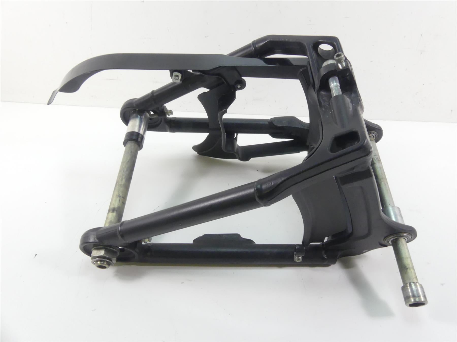2018 Harley Softail FXFB Fat Bob Rear Swing Arm Swingarm + 25mm Axle 47400099BYM {{ shop.shopifyCountryName }} - Mototech271