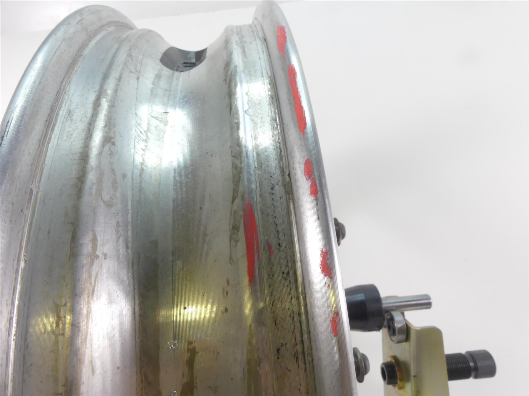2014 Harley Touring FLHX Street Glide Front 19x3.5 Wheel Rim -Read 43300027 {{ shop.shopifyCountryName }} - Mototech271