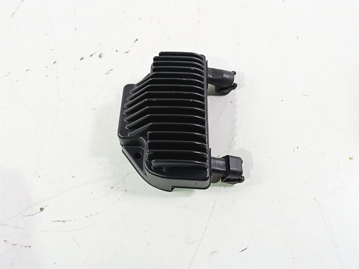 2011 Harley FXDC Dyna Super Glide Rectifier Voltage Regulator 74631-08 {{ shop.shopifyCountryName }} - Mototech271