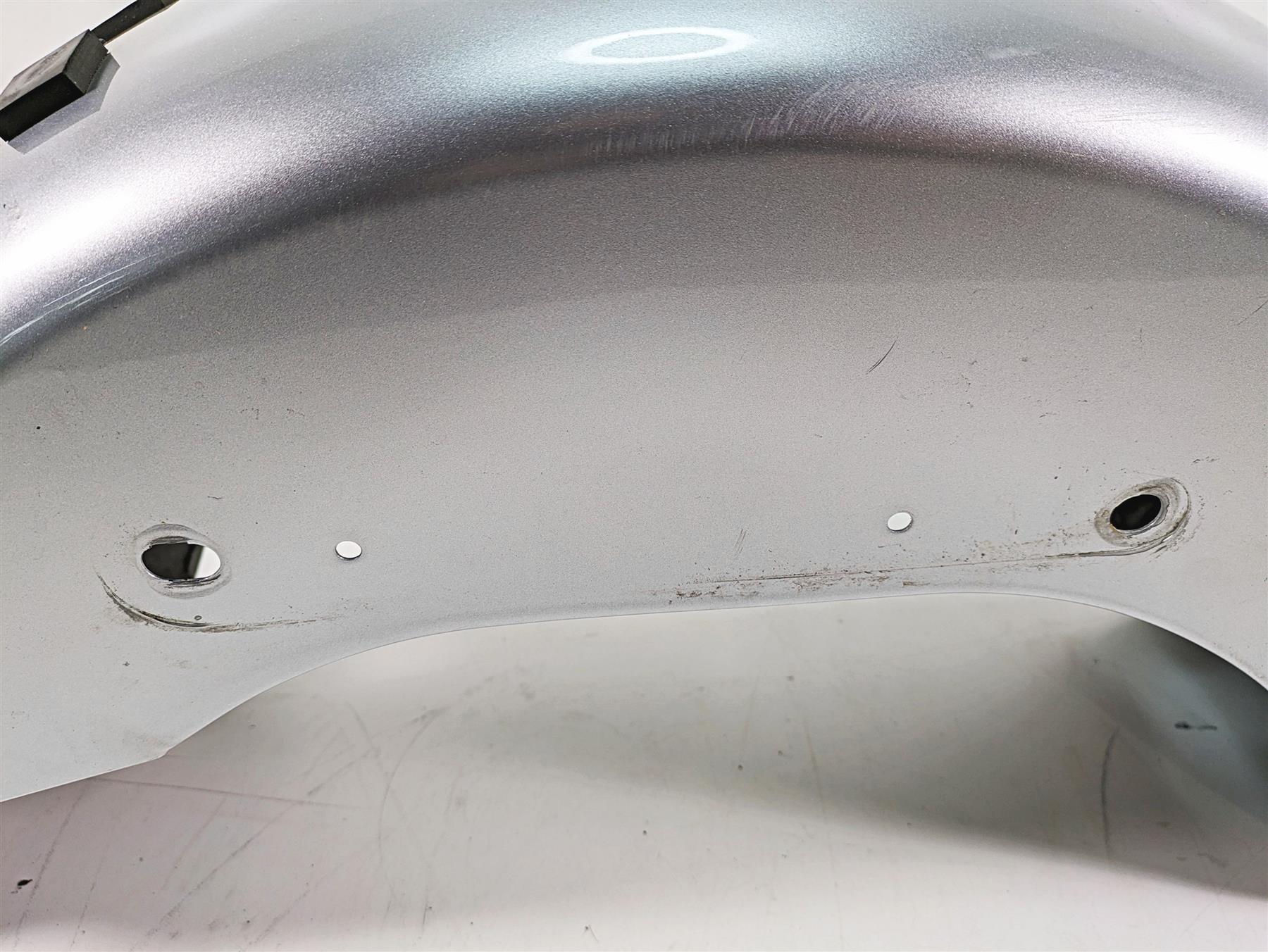 2012 Harley FLD Dyna Switchback Rear Fender Brilliant Silver Pearl 60400-12 {{ shop.shopifyCountryName }} - Mototech271