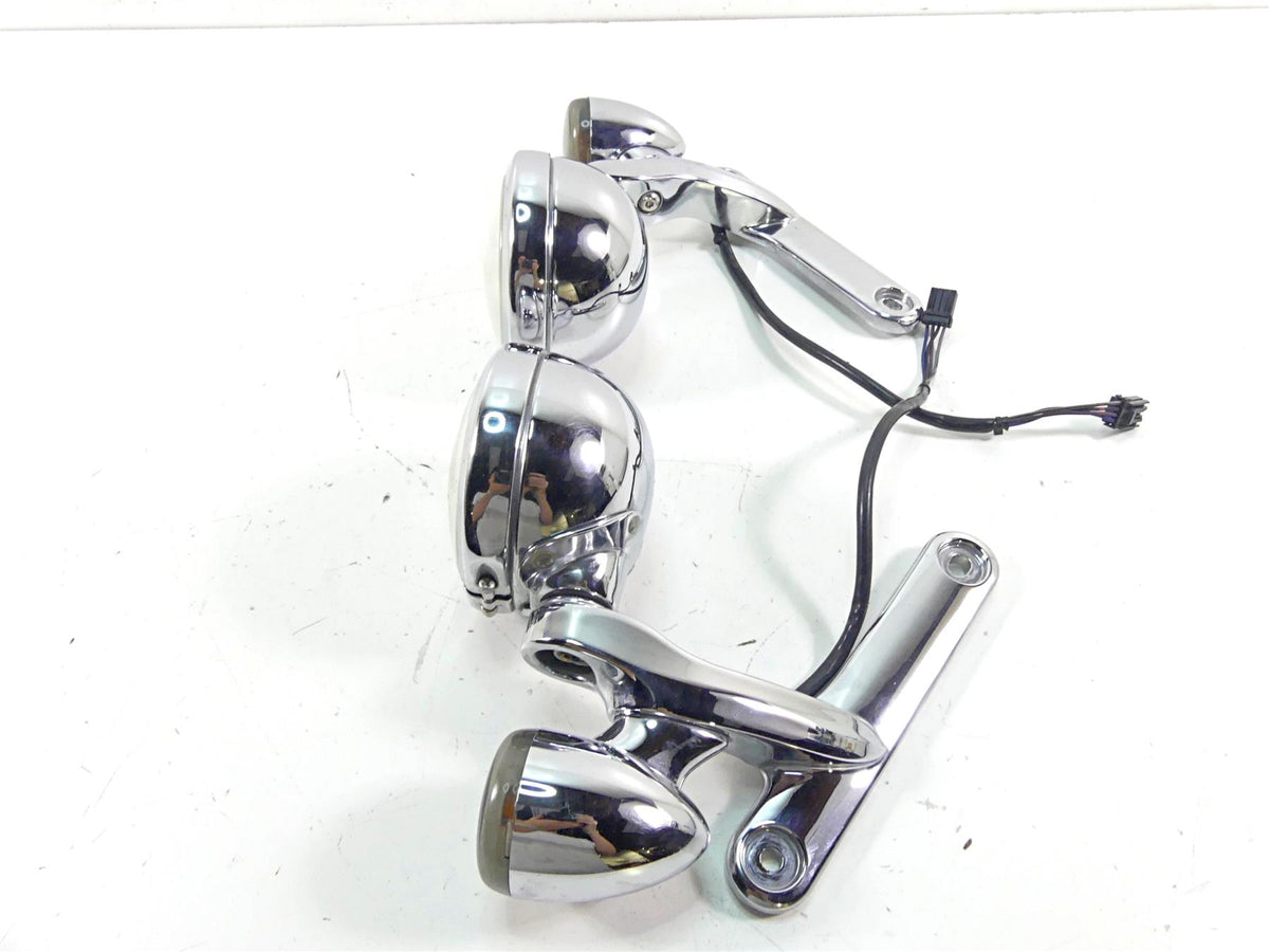 2006 Harley Touring FLHTCU SE E-Glide Front Spot Light Blinker Set 69560-06 {{ shop.shopifyCountryName }} - Mototech271