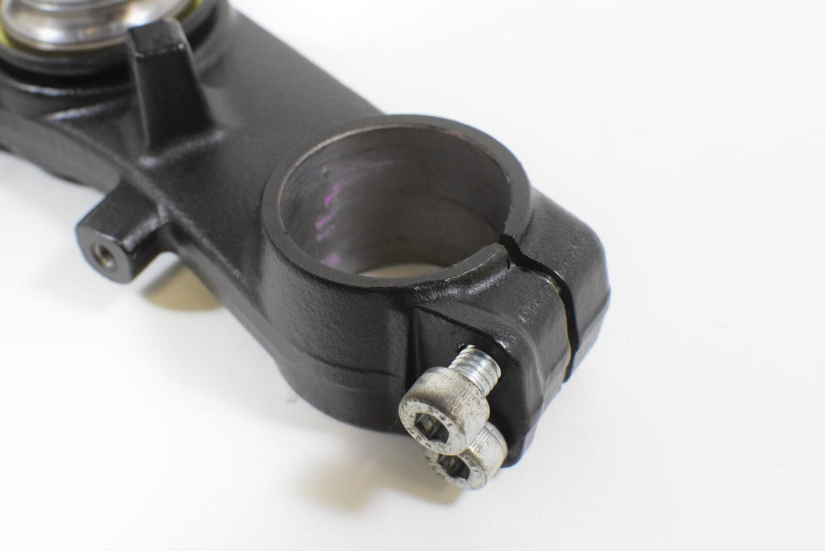 2012 Kawasaki EX650R EX650 R Ninja Lower Triple Tree Steering Stem 44037-0119-18 {{ shop.shopifyCountryName }} - Mototech271