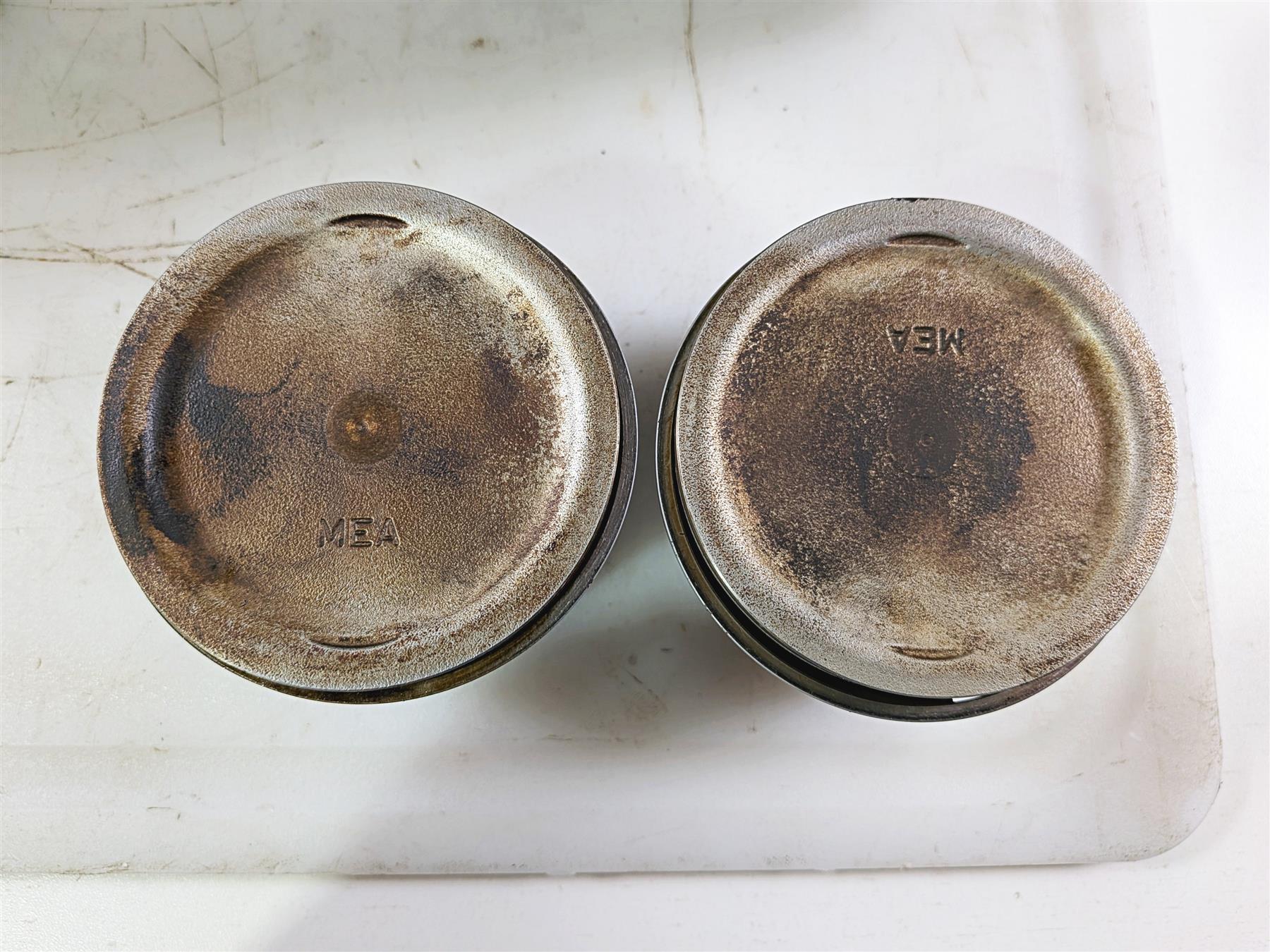 2010 Honda VT1300 CR Stateline Front Rear Cylinder Jug Piston Set 12110-MFY-A00 {{ shop.shopifyCountryName }} - Mototech271