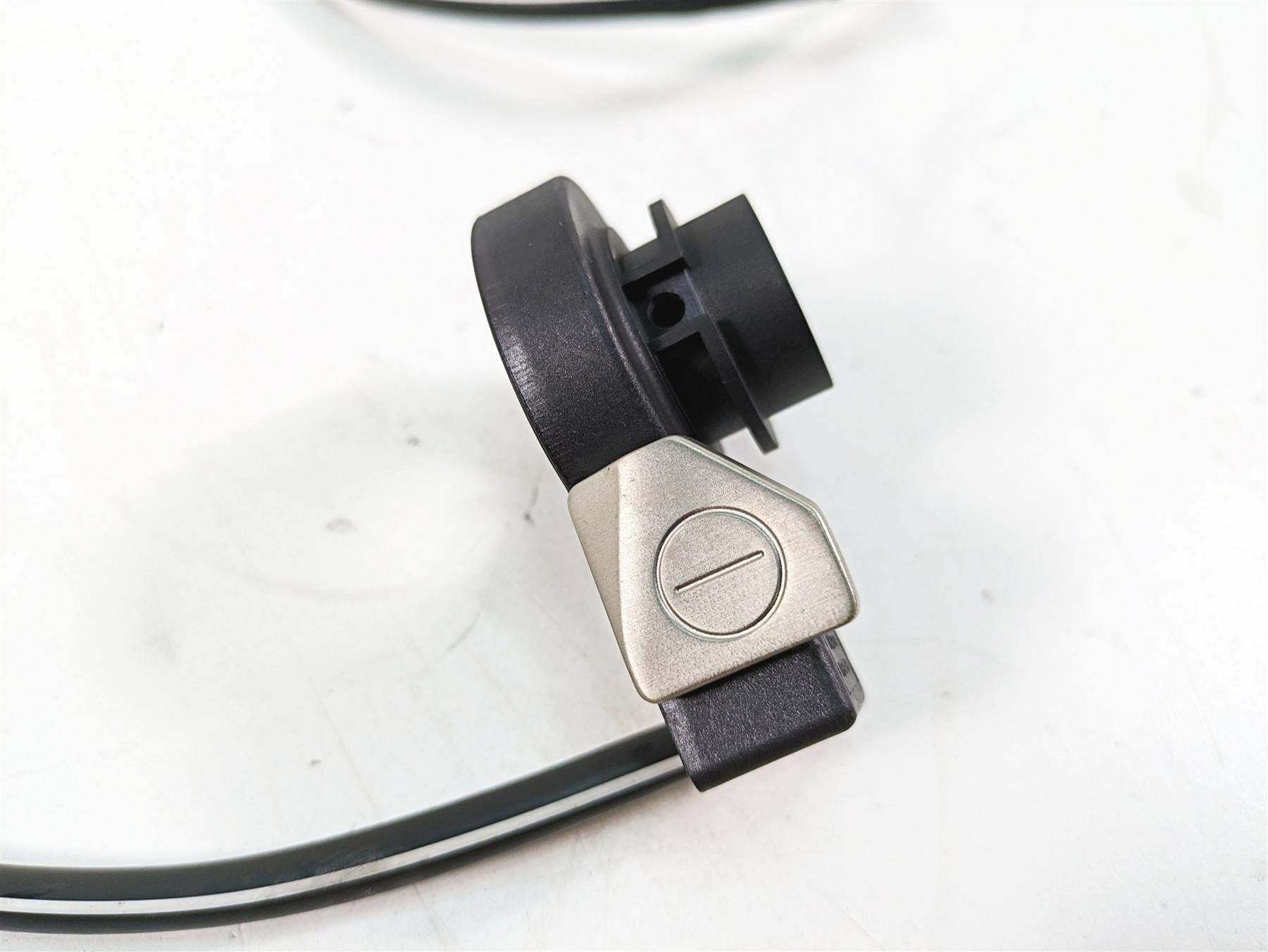 2020 Aprilia Tuono V4 Factory Left Traction Control Selector Switch 852398 {{ shop.shopifyCountryName }} - Mototech271