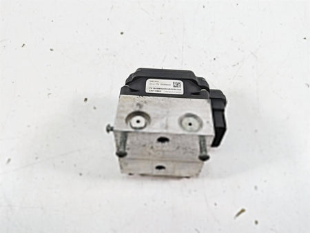 2008 Harley FLHTCU Electra Glide Abs Brake Pump Unit Module 40688-08 40601-08 {{ shop.shopifyCountryName }} - Mototech271