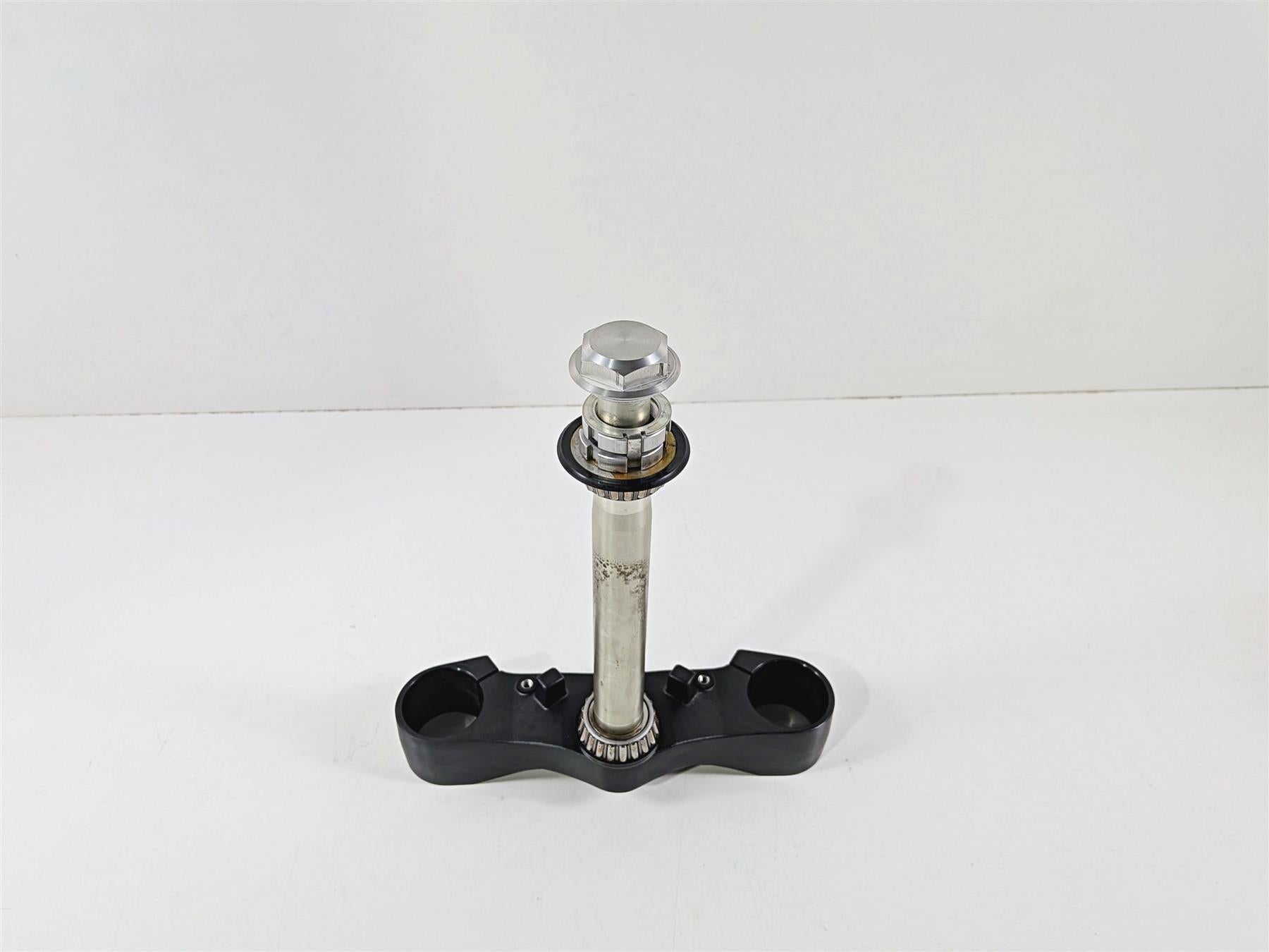 2009 Yamaha VMX17 V-Max 1700 Lower Triple Tree Steering Clamp 2S3-23340-00-00-Mototech271