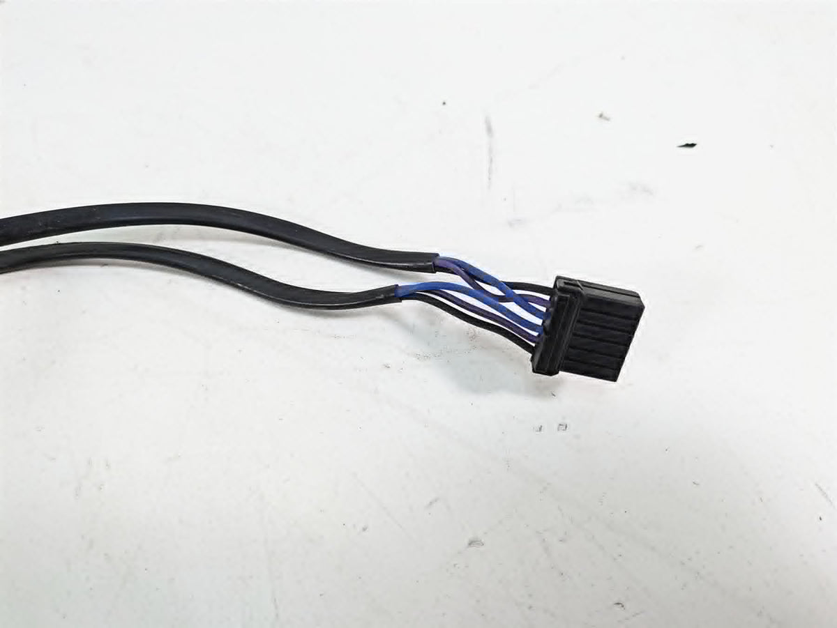2007 Harley Sportster XL1200 C Front Turn Signal Blinker Set 68972-00 {{ shop.shopifyCountryName }} - Mototech271