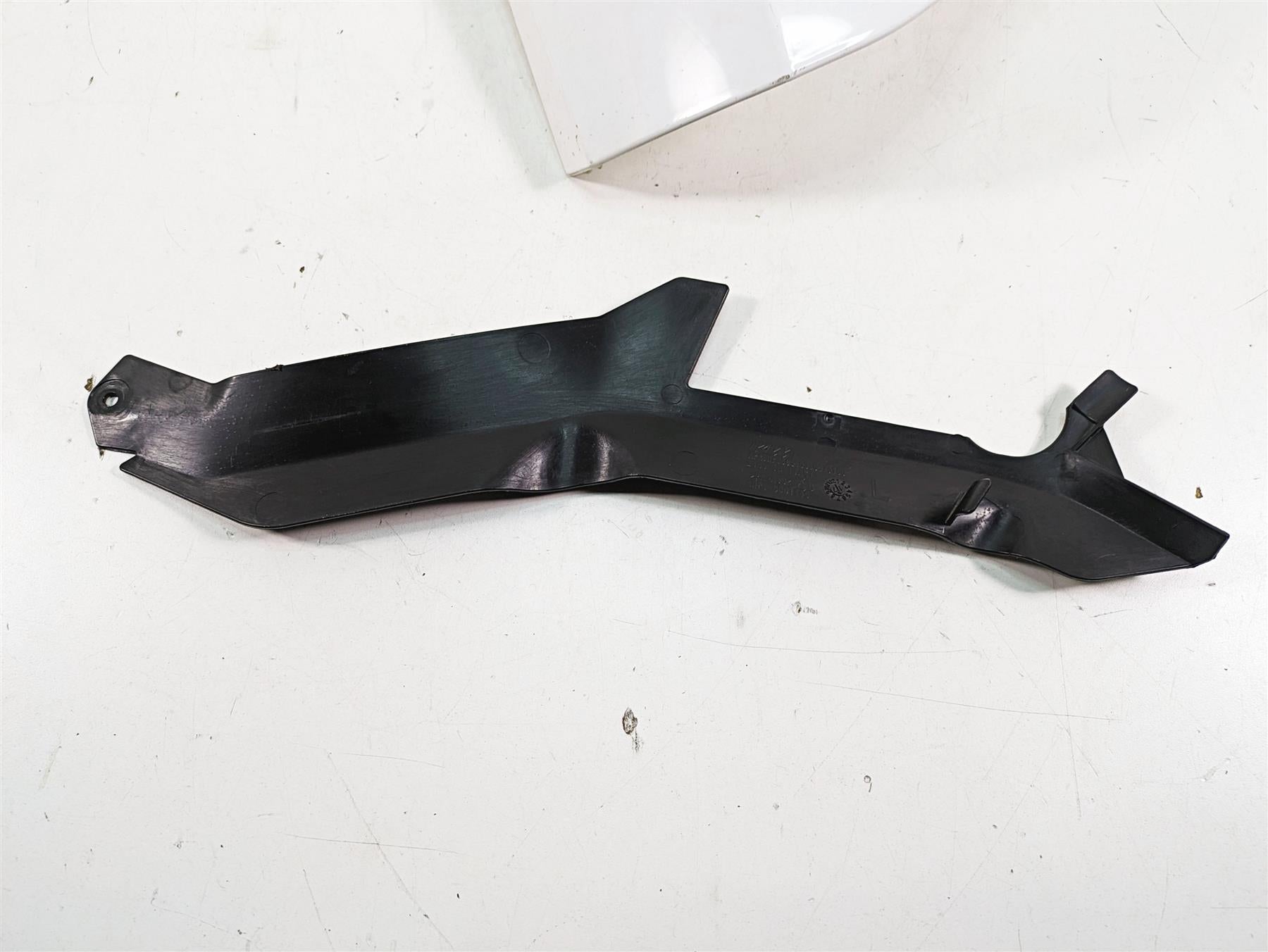 2018 KTM 1090 Adventure R Left Side Fuel Tank Fairing Cover Cowl 60308050000 {{ shop.shopifyCountryName }} - Mototech271