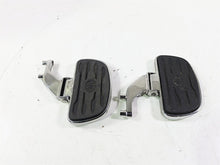 Load image into Gallery viewer, 2004 Yamaha XVZ1300 Royal Star Rear Passenger Floorboard Set 4XY-27430-00-00 | Mototech271
