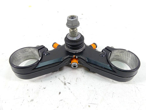 2009 BMW R1200 GS K25 Lower Triple Tree Steering Clamp 31427718343 | Mototech271