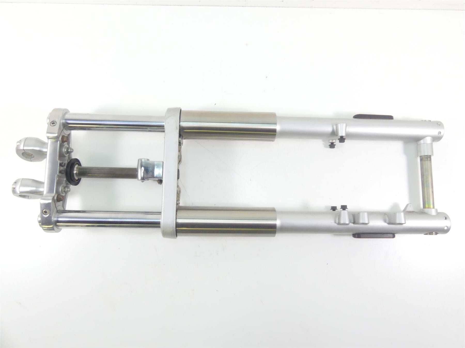 2002 Triumph Bonneville America Forks Triple Tree Axle Riser T2047121 T2047122 {{ shop.shopifyCountryName }} - Mototech271