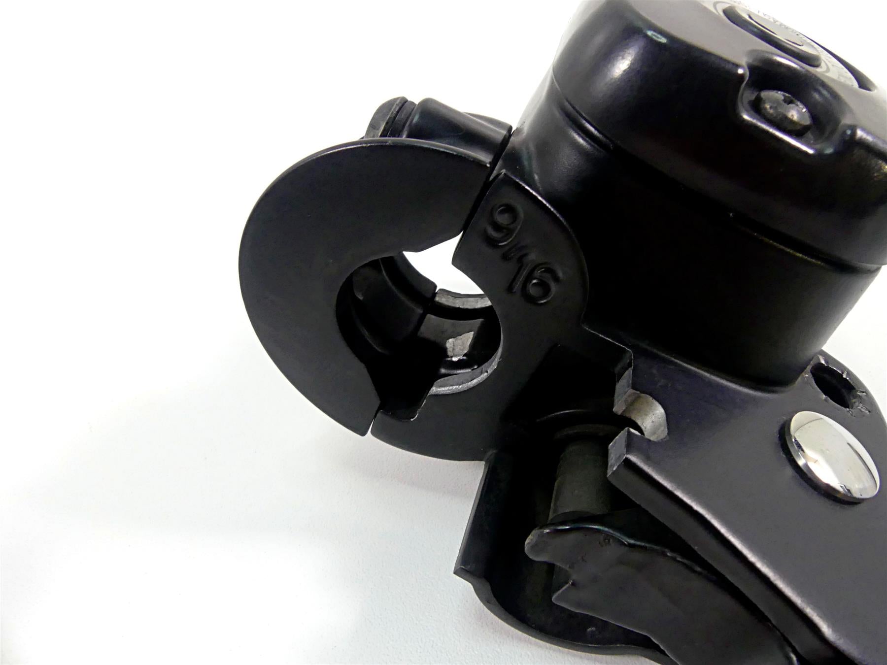 2017 Harley Dyna FXDB Street Bob 9/16 Brake Master Cylind Clutch Perch 45029-11D {{ shop.shopifyCountryName }} - Mototech271